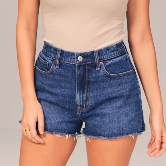 Abercrombie & Fitch Dark Wash High Rise Cutoff Raw Hem The Mom Short Sz 34/18
